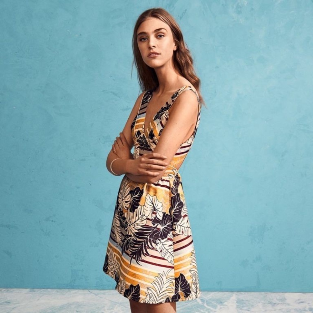 NEW H&M Tropical Leaf Print Low Back Tank Dress Size 14 NWT
